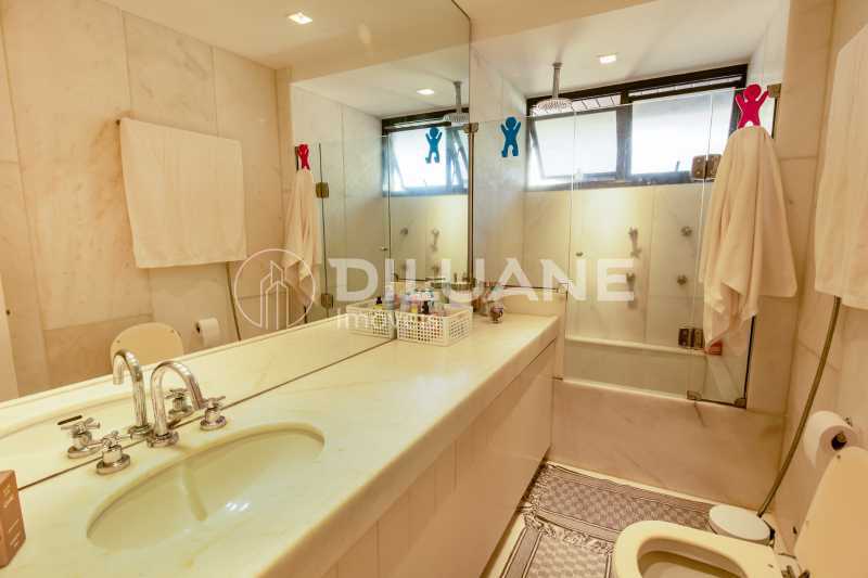 Apartamento à venda com 4 quartos, 210m² - Foto 14