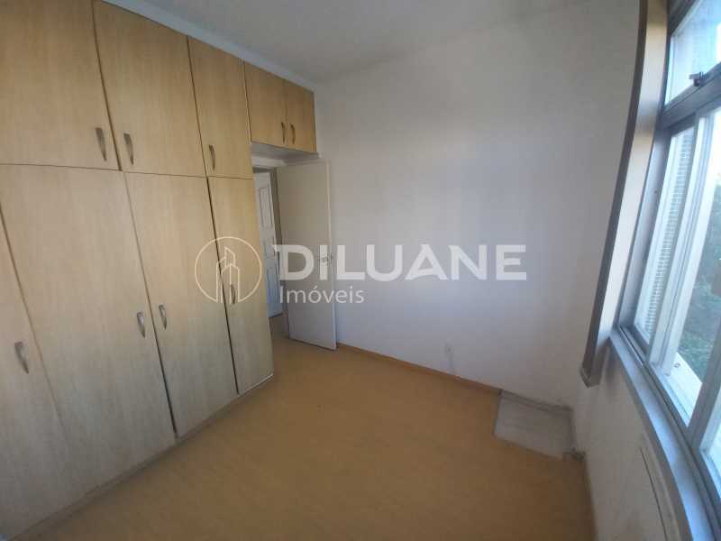 Apartamento à venda com 2 quartos, 67m² - Foto 8