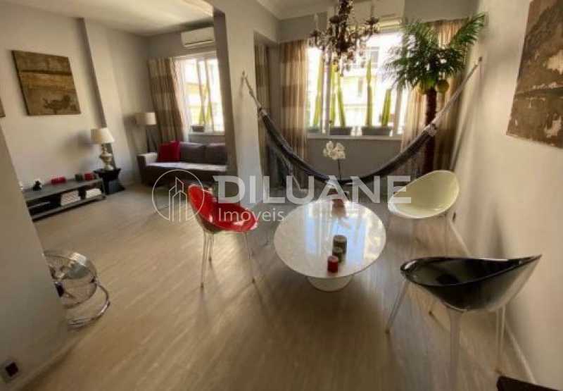 Apartamento à venda com 2 quartos, 100m² - Foto 1