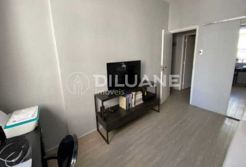 Apartamento à venda com 2 quartos, 100m² - Foto 7