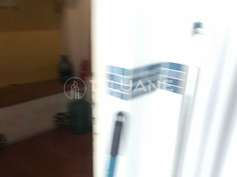 Apartamento à venda com 2 quartos, 90m² - Foto 16