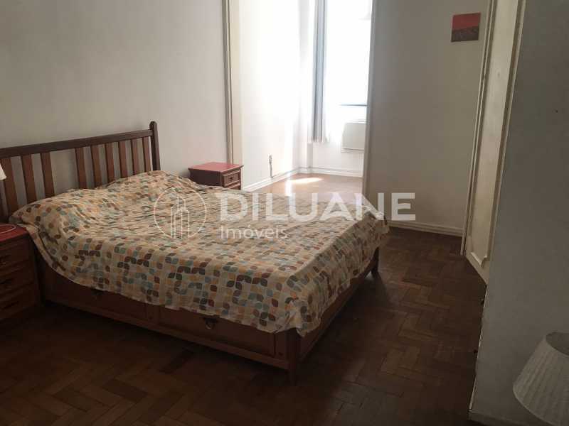 Apartamento à venda com 2 quartos, 90m² - Foto 19