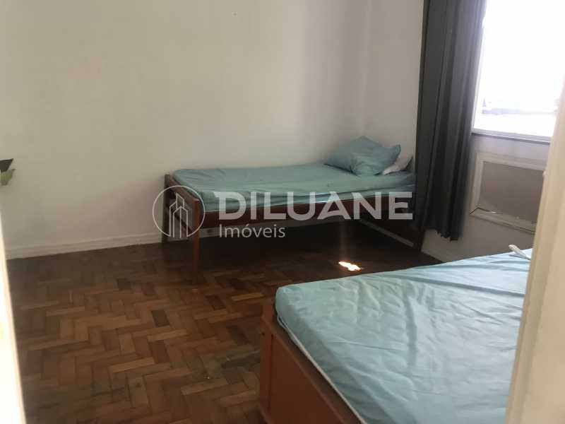 Apartamento à venda com 2 quartos, 90m² - Foto 27