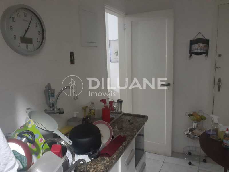 Apartamento à venda com 2 quartos, 76m² - Foto 9