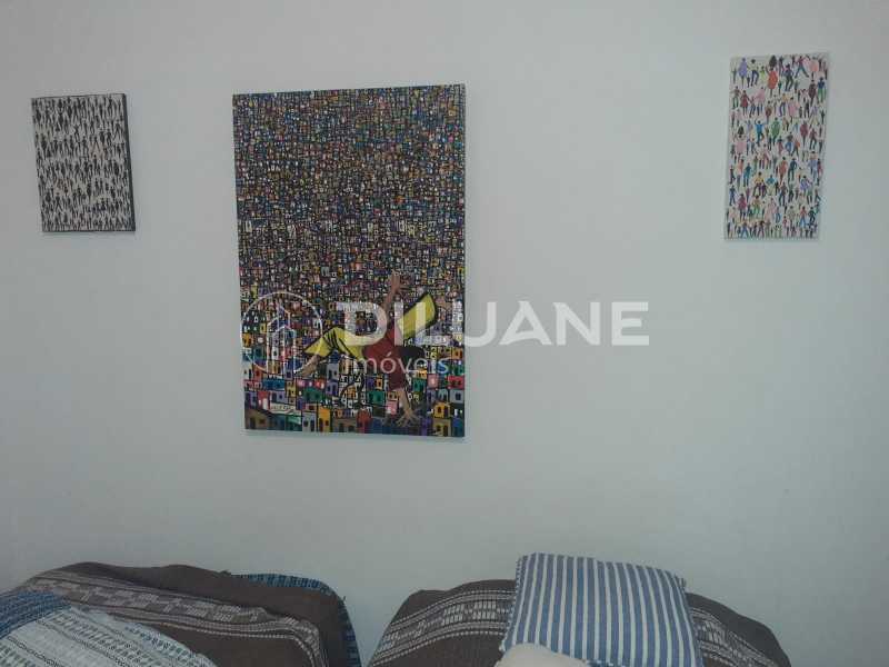 Apartamento à venda com 2 quartos, 76m² - Foto 12