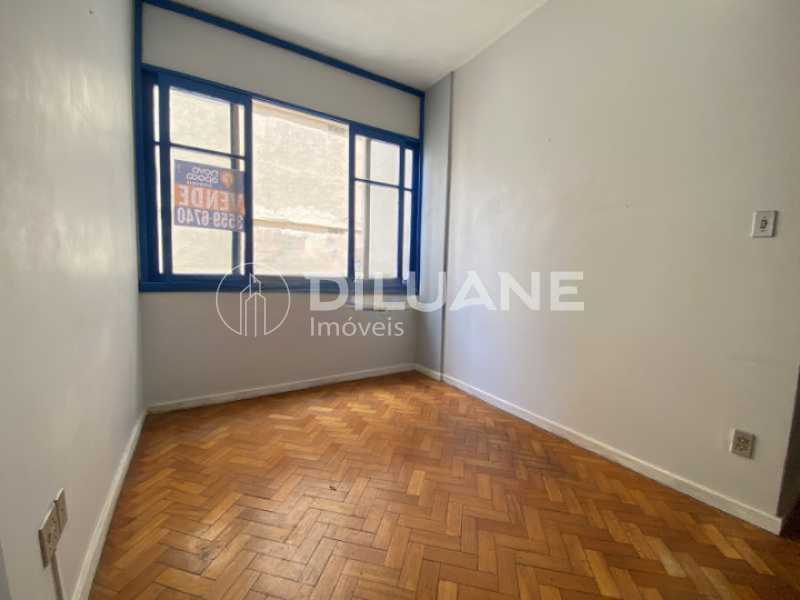 Apartamento à venda com 3 quartos, 114m² - Foto 1