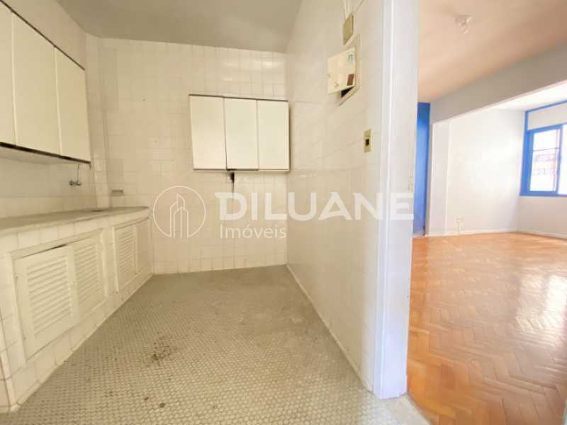 Apartamento à venda com 3 quartos, 114m² - Foto 8