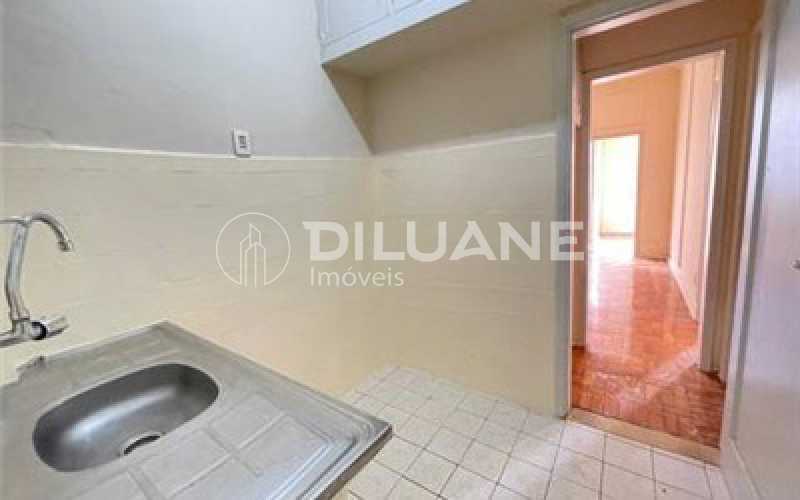 Apartamento à venda com 2 quartos, 60m² - Foto 21