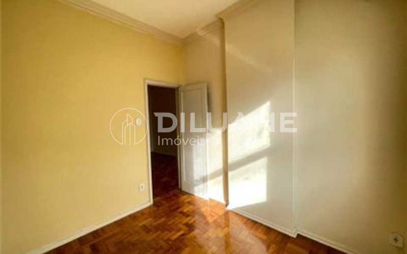 Apartamento à venda com 2 quartos, 60m² - Foto 6