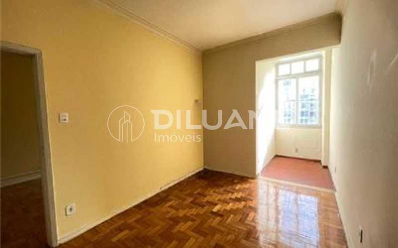 Apartamento à venda com 2 quartos, 60m² - Foto 2