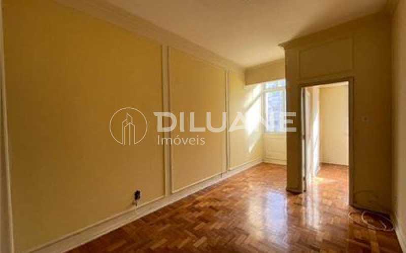 Apartamento à venda com 2 quartos, 60m² - Foto 9