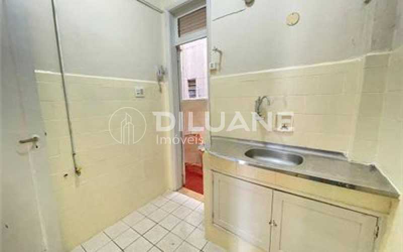 Apartamento à venda com 2 quartos, 60m² - Foto 23