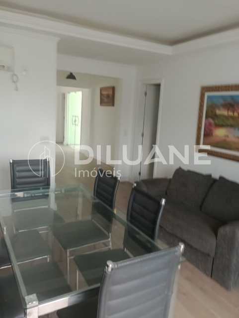 Cobertura à venda com 4 quartos, 200m² - Foto 18