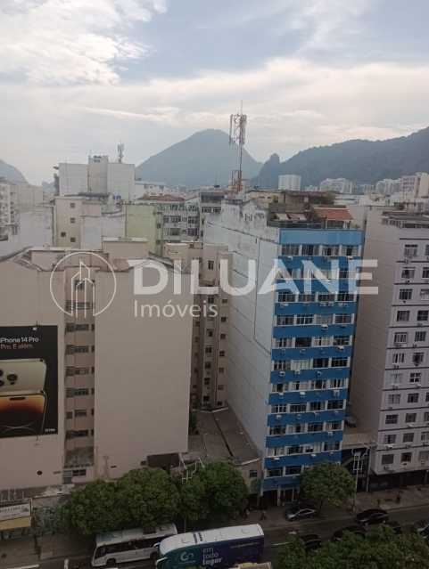 Cobertura à venda com 4 quartos, 200m² - Foto 2