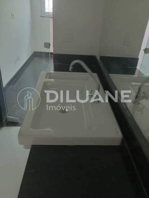 Cobertura à venda com 4 quartos, 200m² - Foto 11