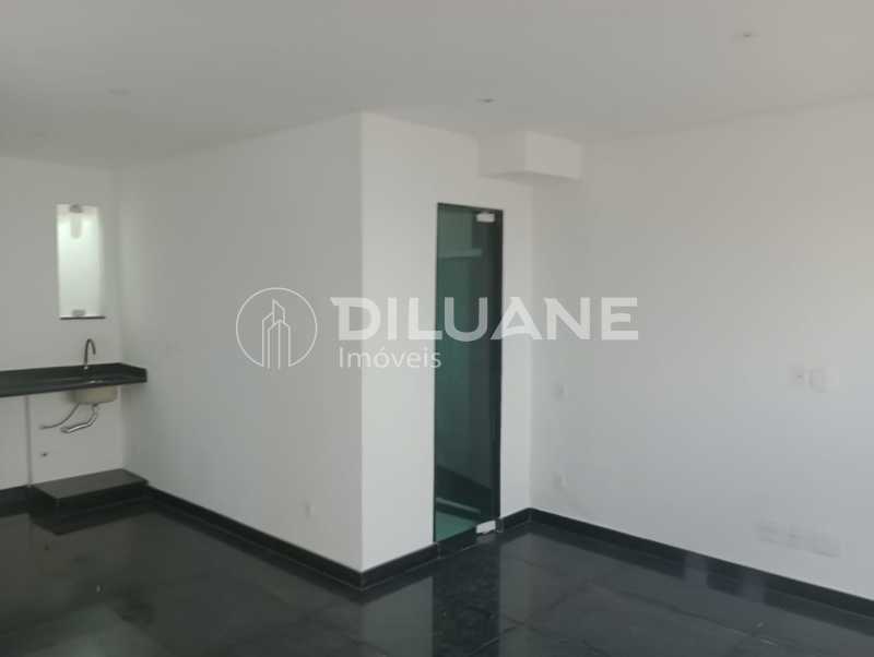 Cobertura à venda com 4 quartos, 200m² - Foto 10
