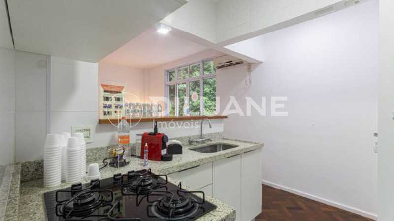 Apartamento à venda com 2 quartos, 78m² - Foto 12