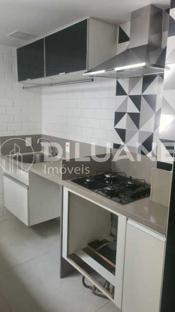 Apartamento à venda com 1 quarto, 67m² - Foto 1