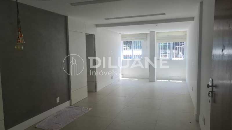 Apartamento à venda com 1 quarto, 67m² - Foto 2