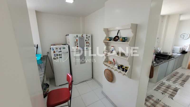 Apartamento à venda com 3 quartos, 240m² - Foto 31