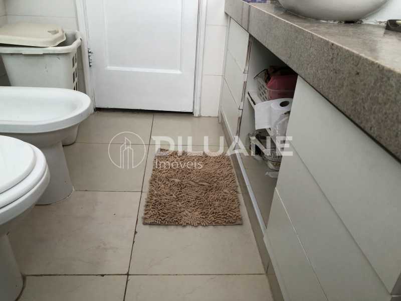 Apartamento à venda com 2 quartos, 136m² - Foto 13