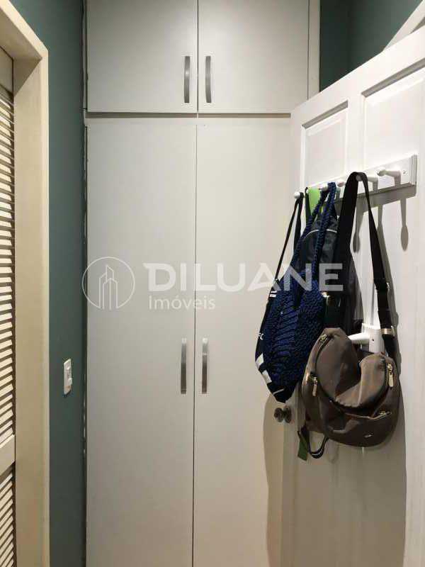 Apartamento à venda com 2 quartos, 136m² - Foto 23