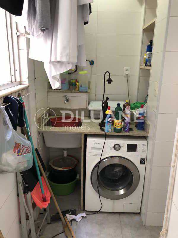 Apartamento à venda com 2 quartos, 136m² - Foto 28