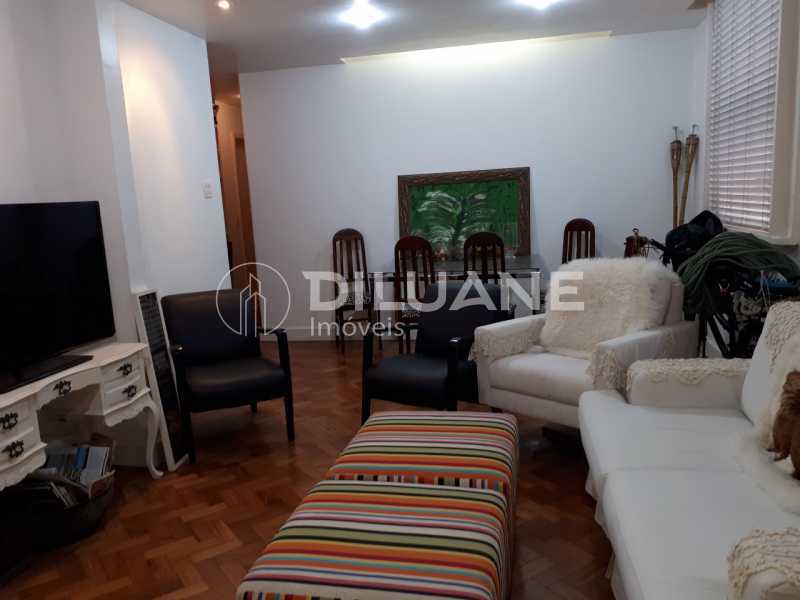 Apartamento à venda com 3 quartos, 85m² - Foto 3