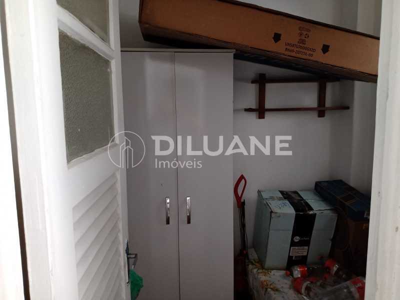 Apartamento à venda com 2 quartos, 75m² - Foto 6