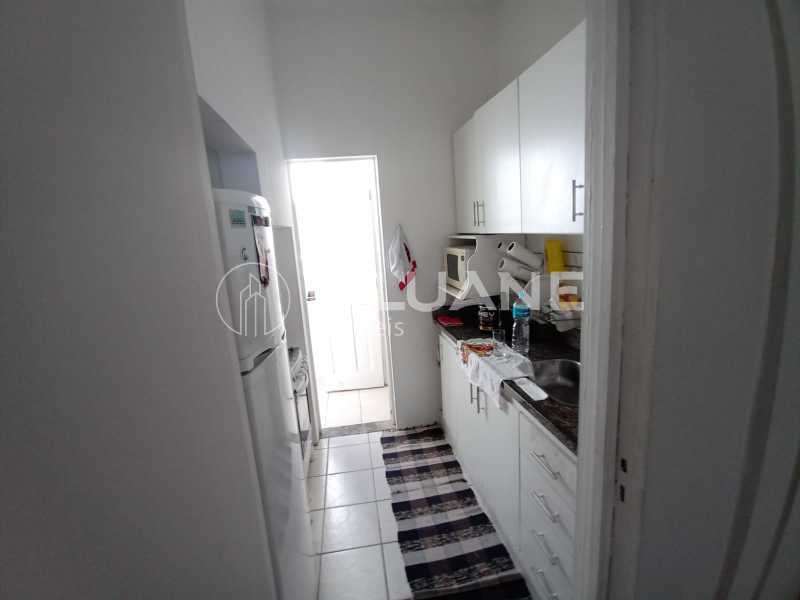 Apartamento à venda com 2 quartos, 75m² - Foto 7