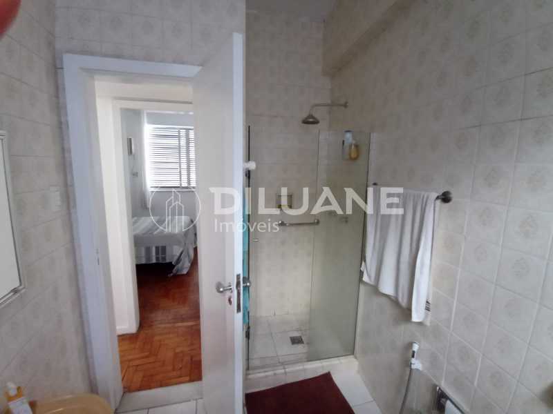 Apartamento à venda com 2 quartos, 75m² - Foto 10