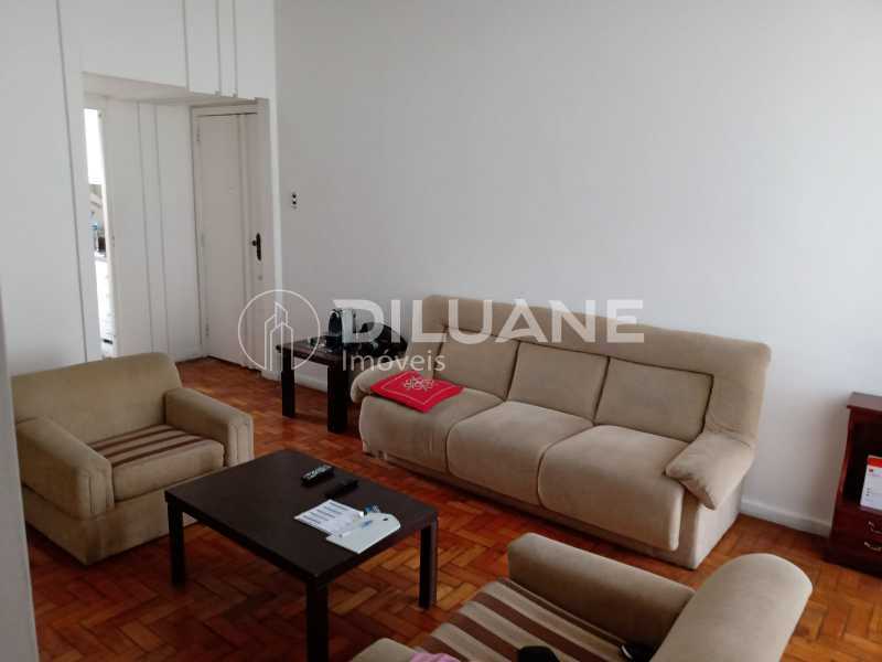 Apartamento à venda com 2 quartos, 75m² - Foto 12