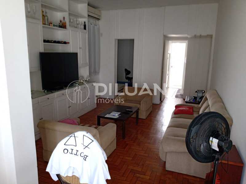 Apartamento à venda com 2 quartos, 75m² - Foto 18