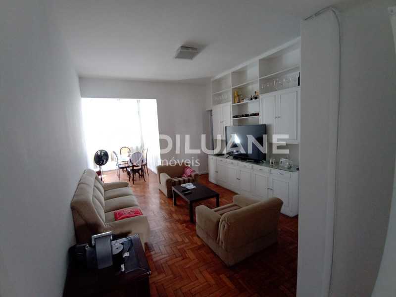 Apartamento à venda com 2 quartos, 75m² - Foto 19