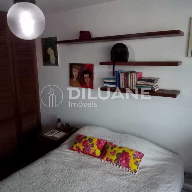 Apartamento à venda com 4 quartos, 198m² - Foto 8