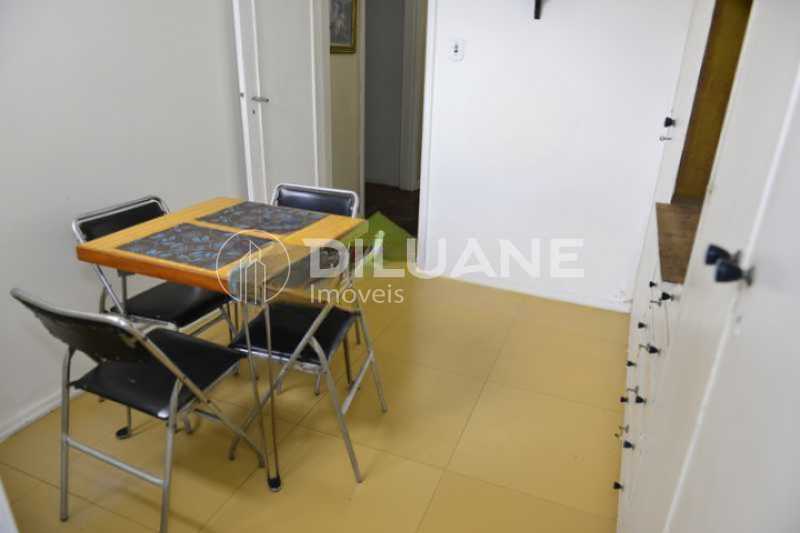 Apartamento à venda com 3 quartos, 117m² - Foto 14