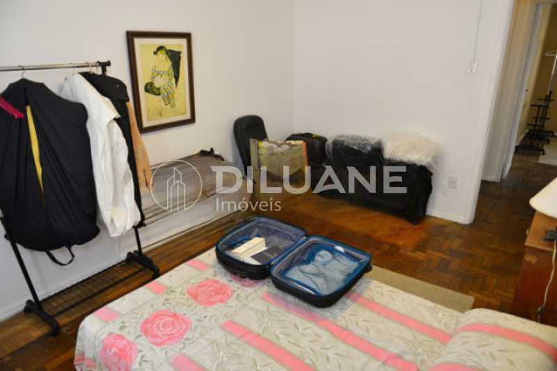 Apartamento à venda com 3 quartos, 117m² - Foto 7