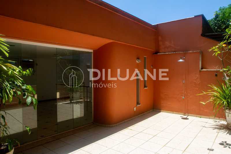 Cobertura à venda com 3 quartos, 210m² - Foto 29