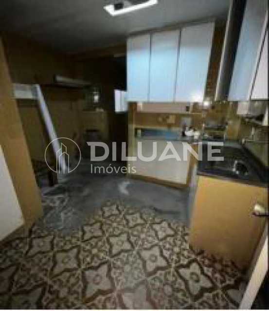 Apartamento à venda com 3 quartos, 130m² - Foto 18