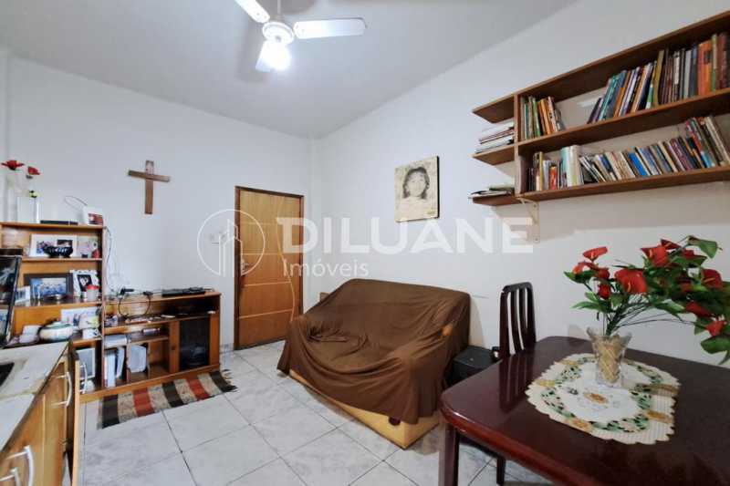 Apartamento à venda com 1 quarto, 32m² - Foto 4