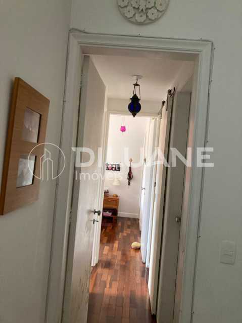 Apartamento à venda com 2 quartos, 76m² - Foto 20