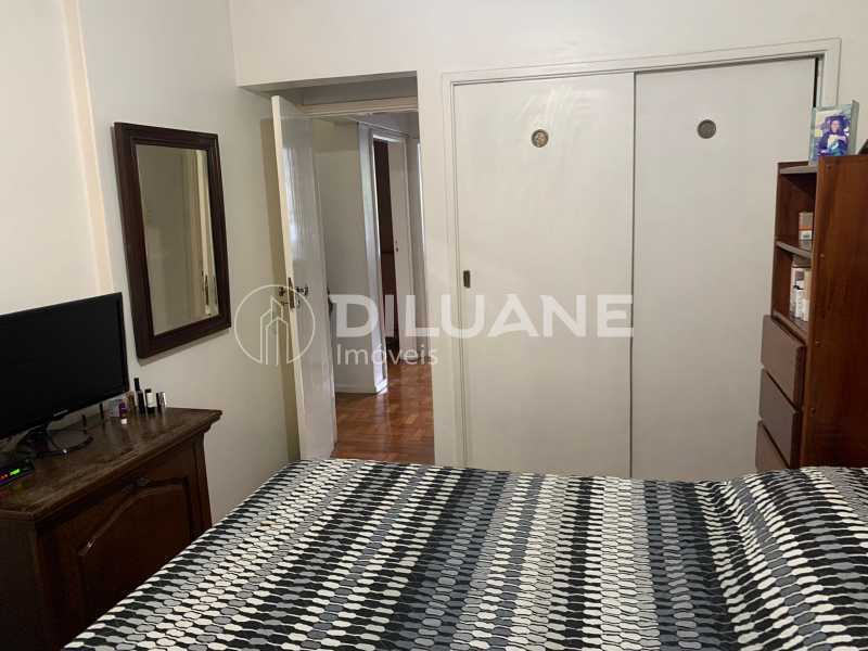 Apartamento à venda com 2 quartos, 99m² - Foto 11