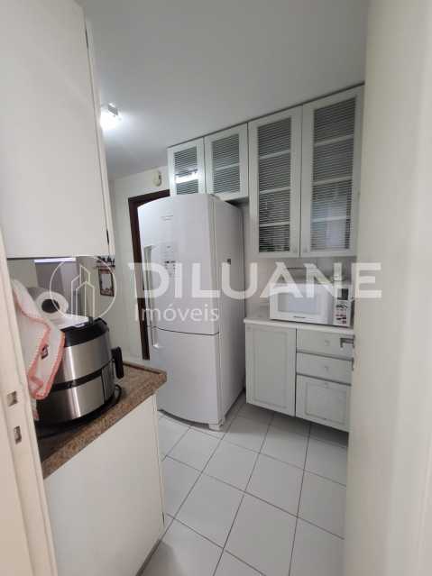 Apartamento à venda com 3 quartos, 134m² - Foto 14