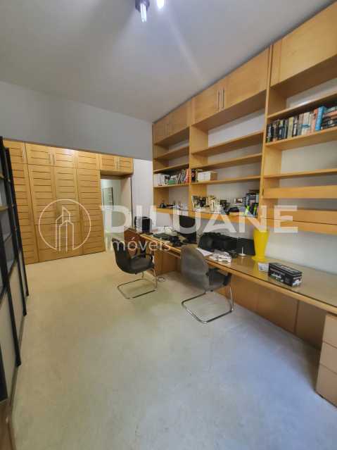 Apartamento à venda com 3 quartos, 134m² - Foto 7