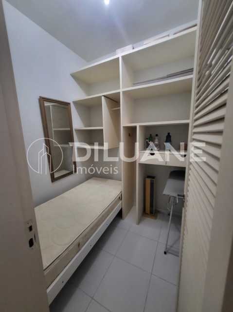 Apartamento à venda com 3 quartos, 134m² - Foto 13