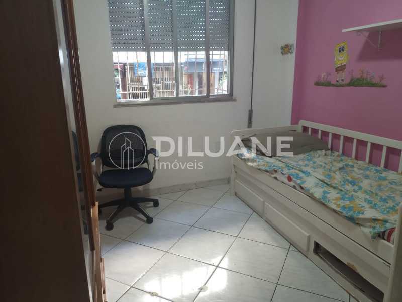 Apartamento à venda com 2 quartos, 83m² - Foto 10