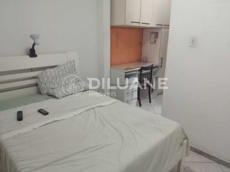 Apartamento à venda com 2 quartos, 83m² - Foto 12