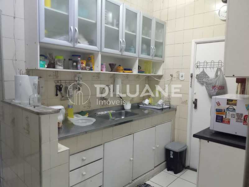 Apartamento à venda com 2 quartos, 83m² - Foto 19