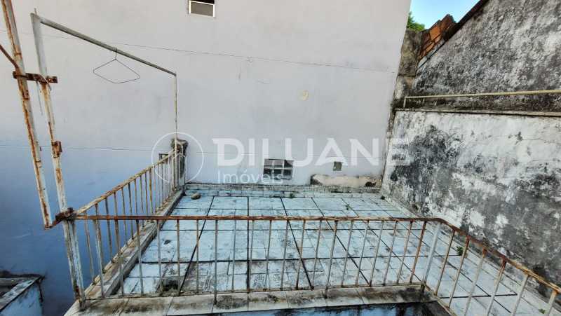 Casa à venda com 4 quartos, 382m² - Foto 22