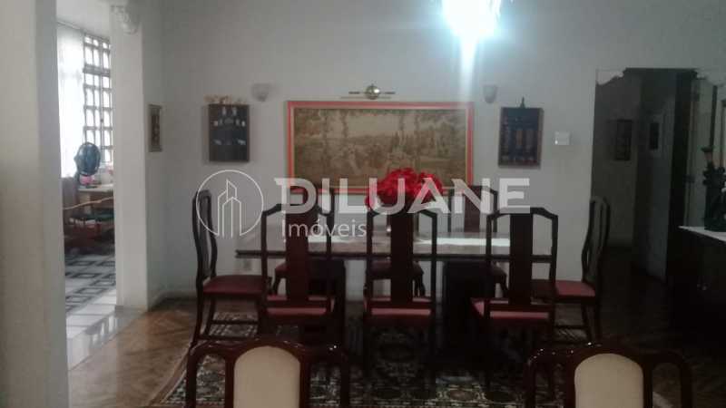 Apartamento à venda com 4 quartos, 204m² - Foto 16